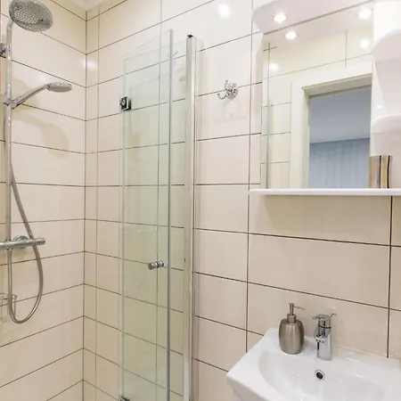 Apartmaji Koman Apartment