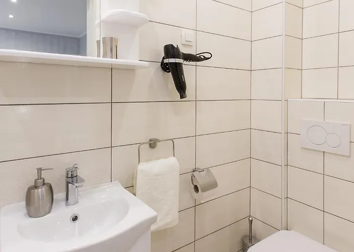 Apartmaji Koman Apartman *