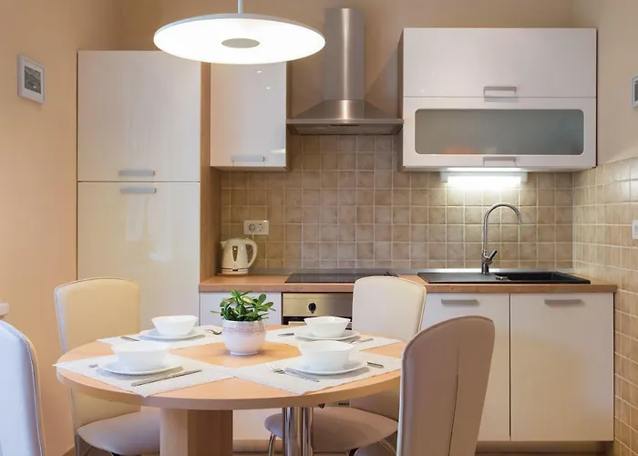 アパート Apartmaji Koman